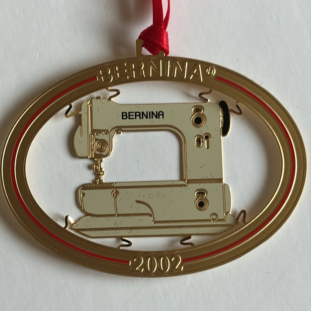 Bernina Holiday Ornament 2002 Sewing Machine Ornament Bernina Sewing Machine - Picture 6 of 14